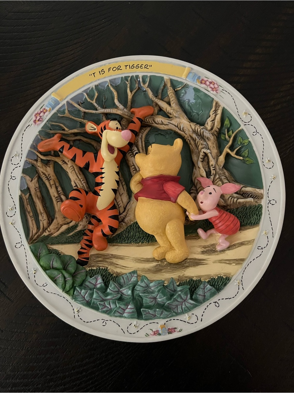 Winnie the Pooh Decorative Plate “T is for Tigger”